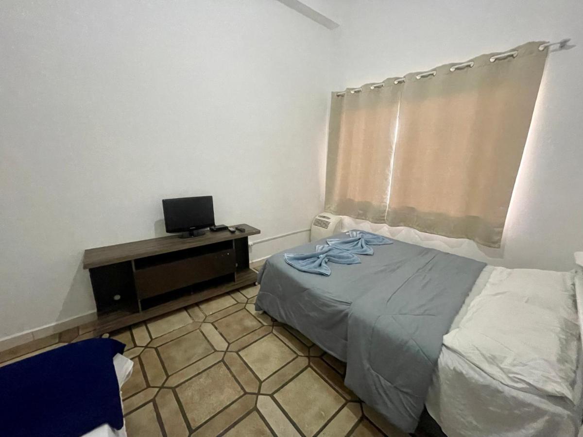 Pousada Casa De Braganca บรากังซาเปาลิสตา ภายนอก รูปภาพ
